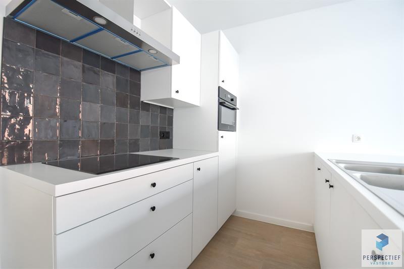 GROOT LICHTRIJK duplex-appartement ( 103M² ) met 2 GROTE TERRASSEN